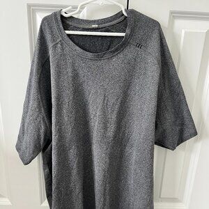 Lululemon Men’s Tech Short- Sleeve Shirt Size L